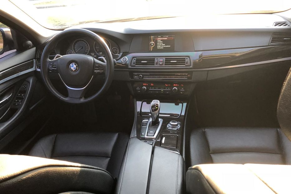 Продам BMW 520 2013 года в Днепре