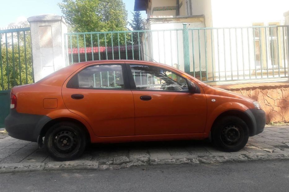 Продам Chevrolet Aveo 2005 года в Львове