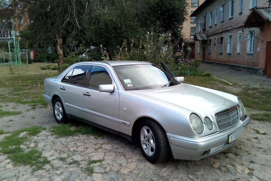 Продам Mercedes-Benz 210 1995 года в Полтаве