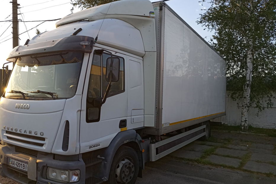 Продам Iveco EuroCargo 120Е24 2004 года в Киеве