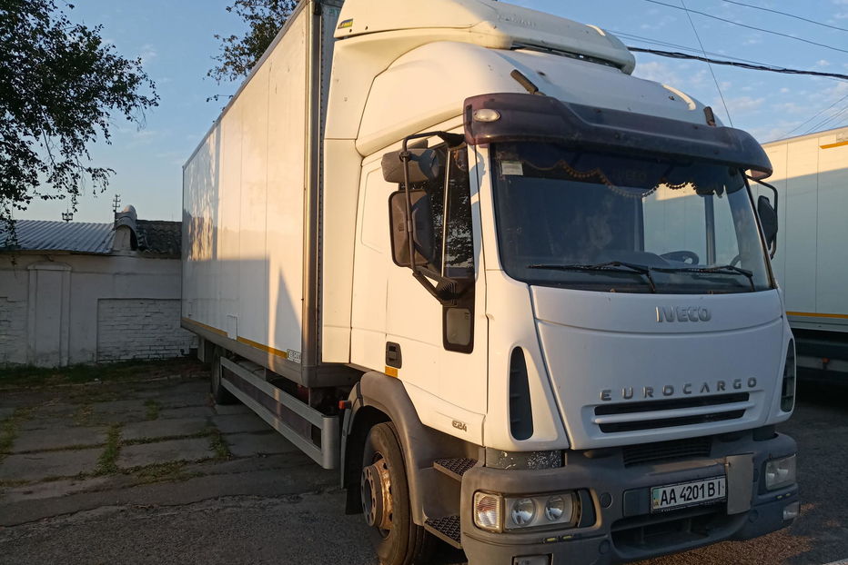 Продам Iveco EuroCargo 120Е24 2004 года в Киеве