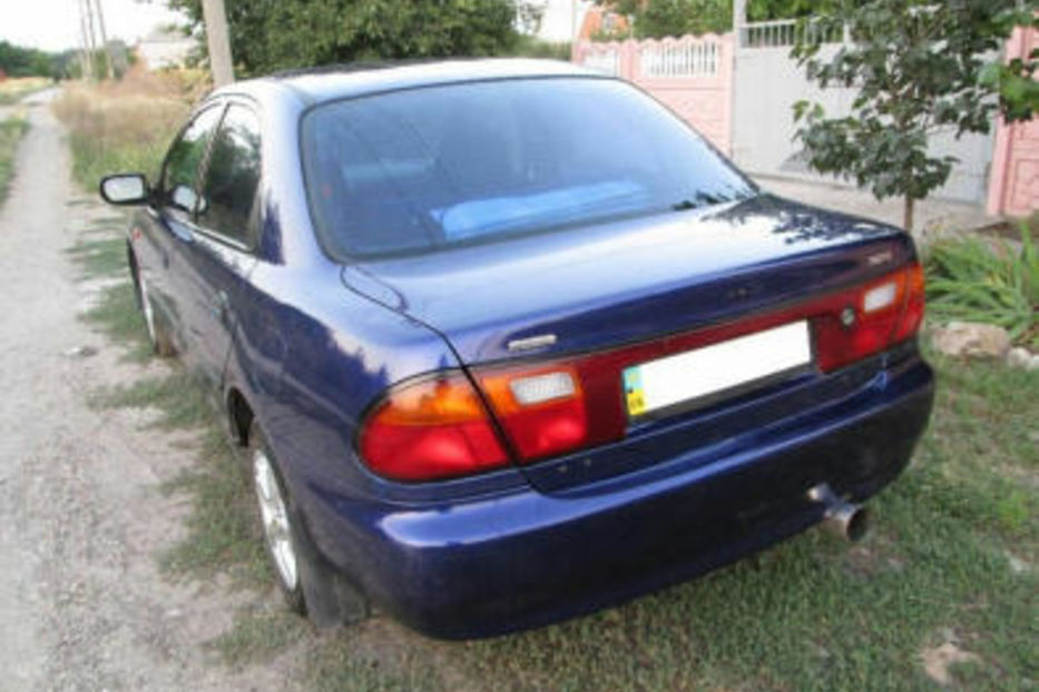 Продам Mazda 323 Мазда 323 1994 года в Днепре
