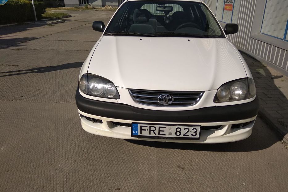 Продам Toyota Avensis 1999 года в Харькове