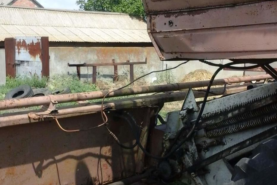 Продам Трактор Уралец комбаин 1981 года в г. Акимовка, Запорожская область
