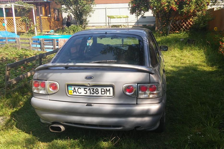 Продам Ford Escort 1995 года в Луцке