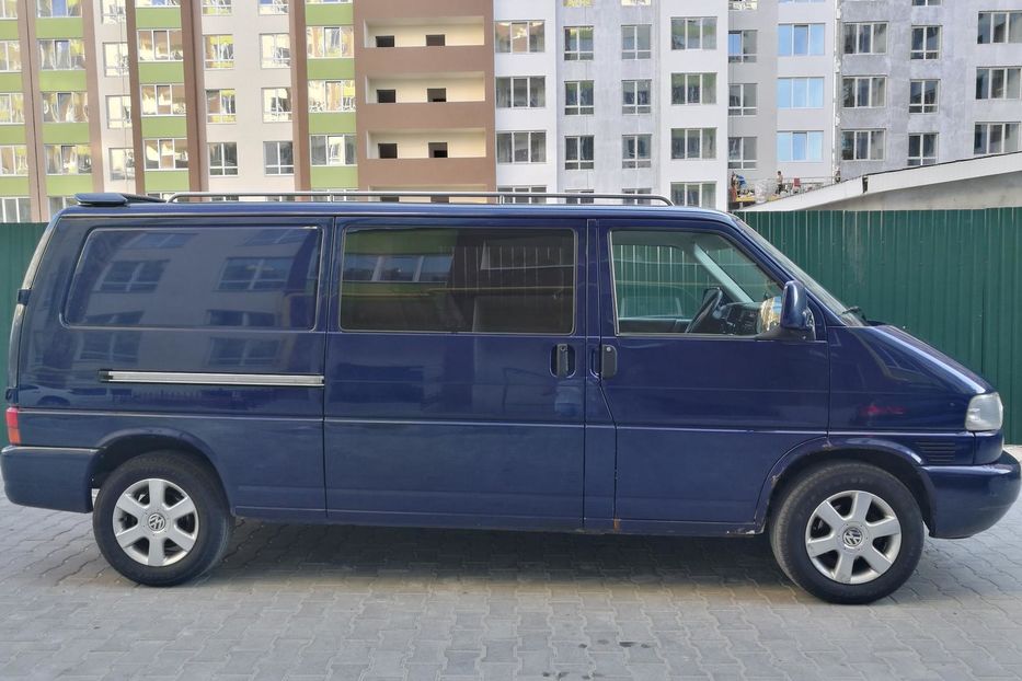 Продам Volkswagen T4 (Transporter) пасс. 2000 года в Киеве