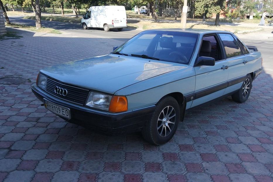 Продам Audi 100 1986 года в г. Мариуполь, Донецкая область