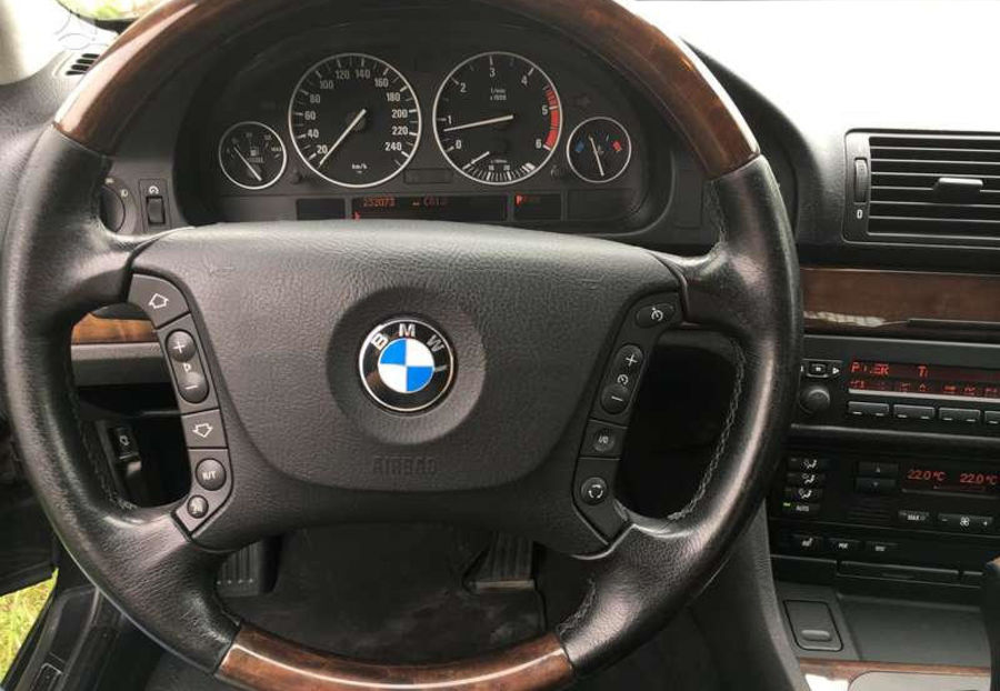 Продам BMW 530 2002 года в Черновцах