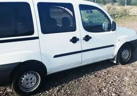 Продам Fiat Doblo пасс. 2004 года в Львове