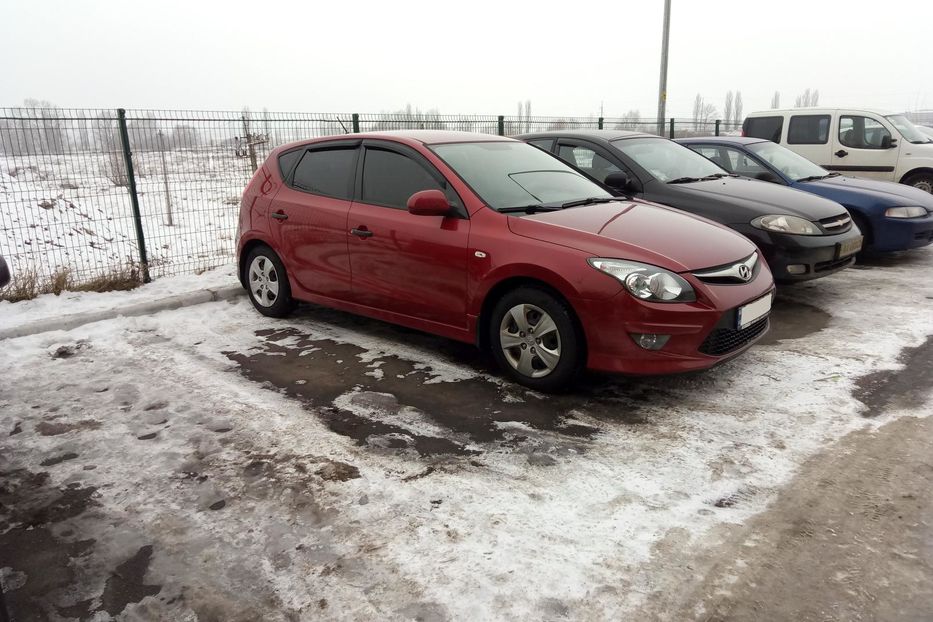 Продам Hyundai i30  Хетчбек 2011 года в Киеве