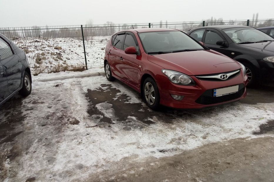 Продам Hyundai i30  Хетчбек 2011 года в Киеве