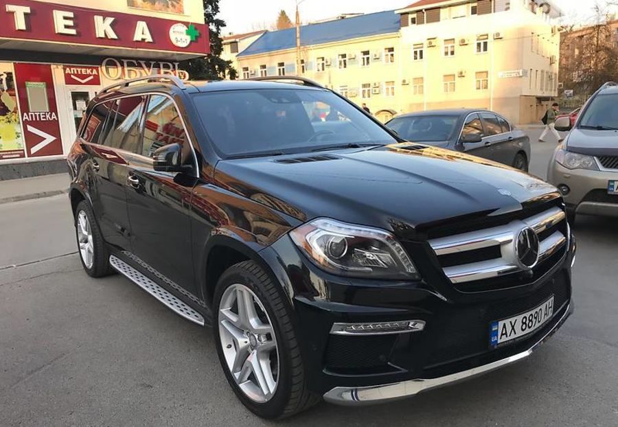 Продам Mercedes-Benz GL 550 2013 года в Харькове
