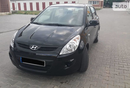 Продам Hyundai i20 2011 года в г. Староконстантинов, Хмельницкая область