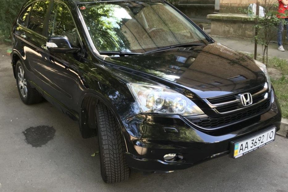 Продам Honda CR-V 2012 года в Киеве