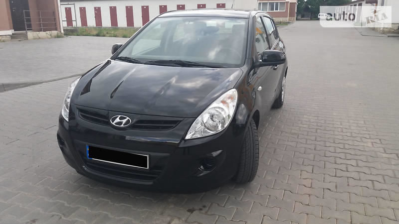 Продам Hyundai i20 2011 года в г. Староконстантинов, Хмельницкая область