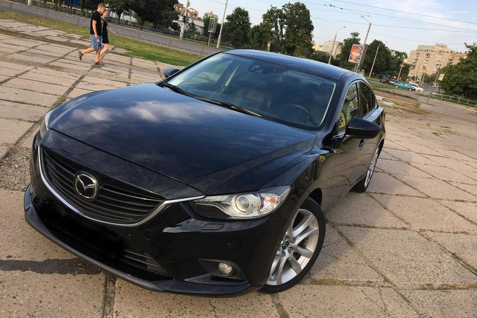 Продам Mazda 6 Premium  2014 года в Харькове