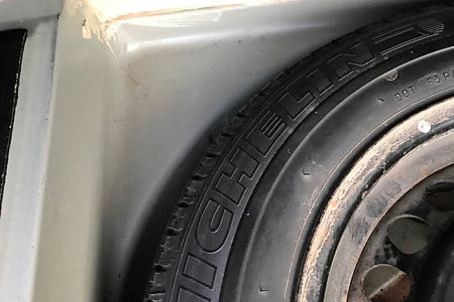 Продам Mercedes-Benz E-Class 250 1998 года в Киеве