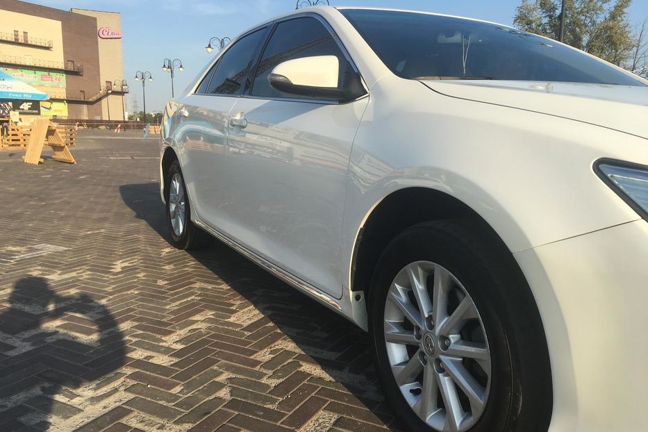 Продам Toyota Camry 2012 года в Харькове