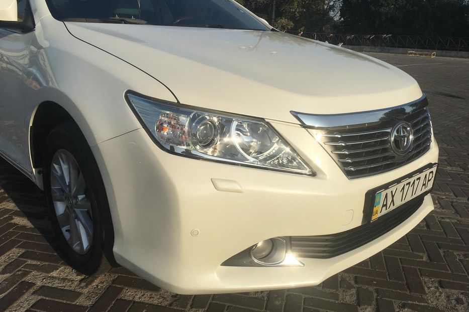 Продам Toyota Camry 2012 года в Харькове