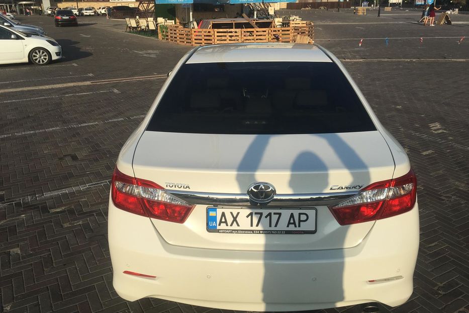 Продам Toyota Camry 2012 года в Харькове