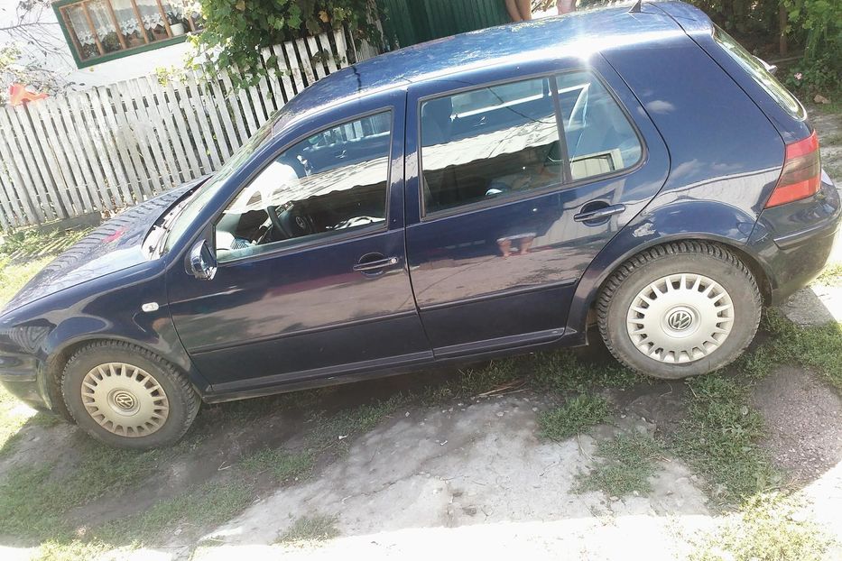 Продам Volkswagen Golf IV 2000 года в Житомире