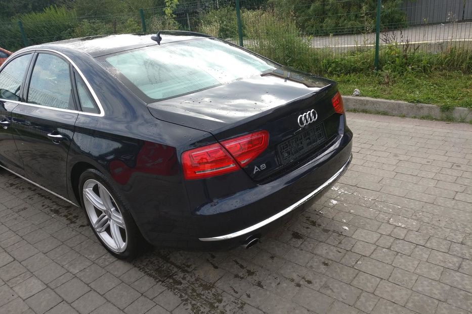 Продам Audi A8 tfsi 2012 года в Львове