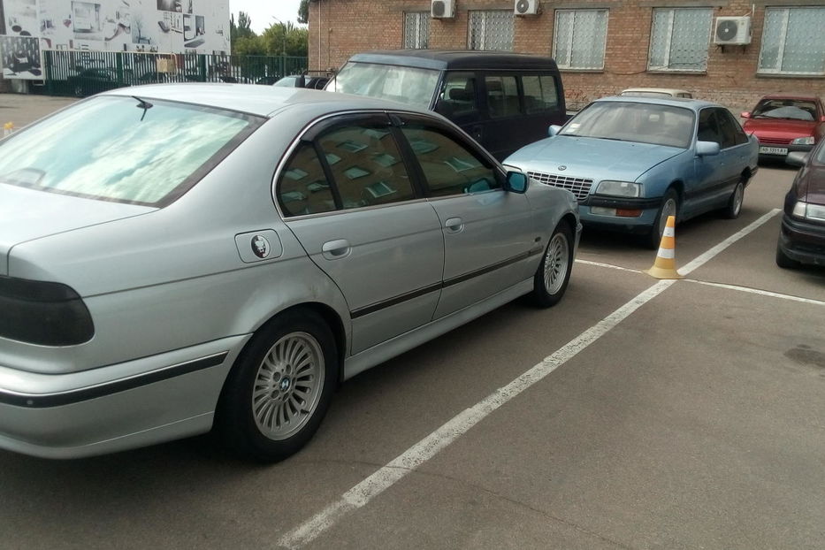 Продам BMW X5 1997 года в Черкассах