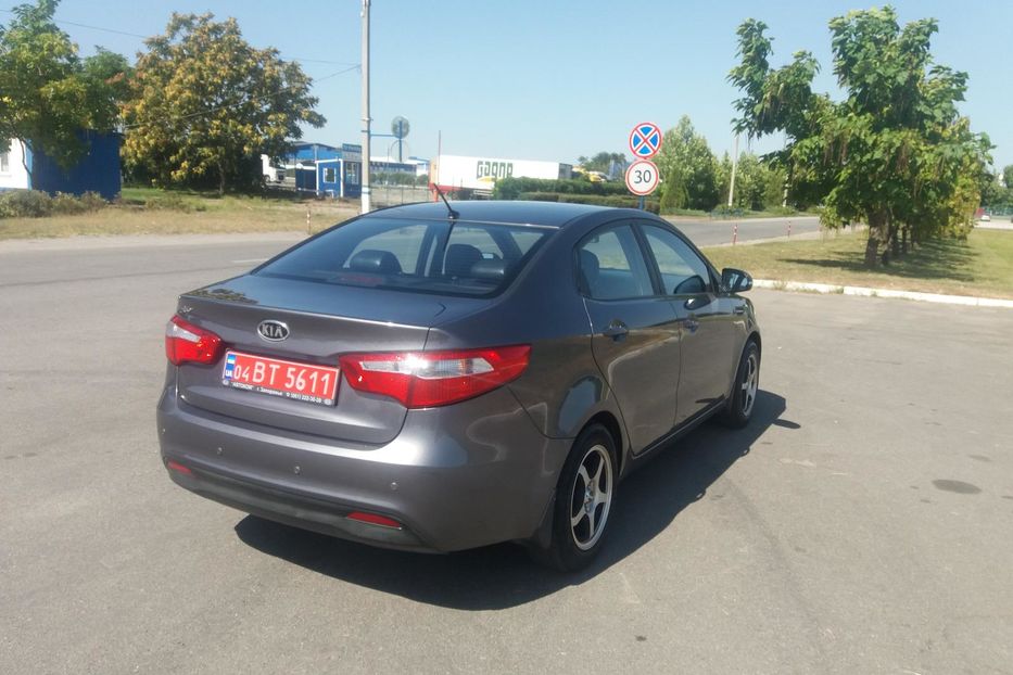 Продам Kia Rio 2012 года в Днепре