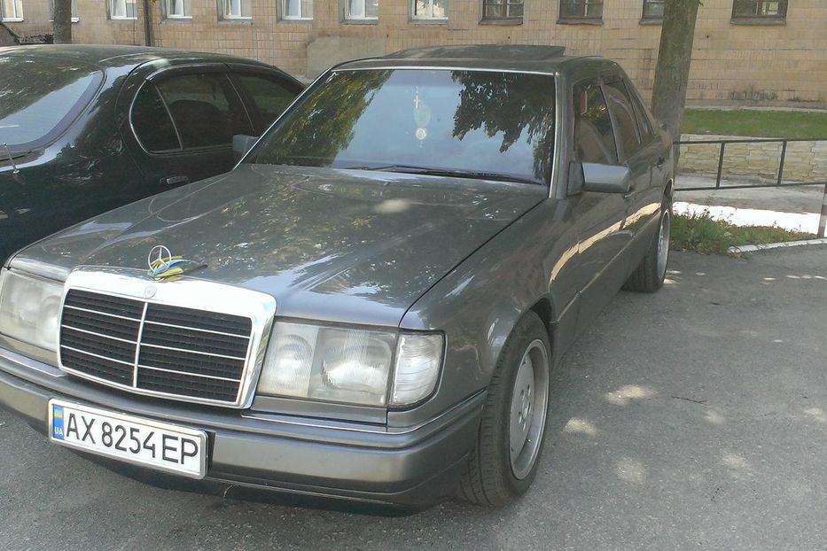 Продам Mercedes-Benz E-Class W124 1991 года в Харькове