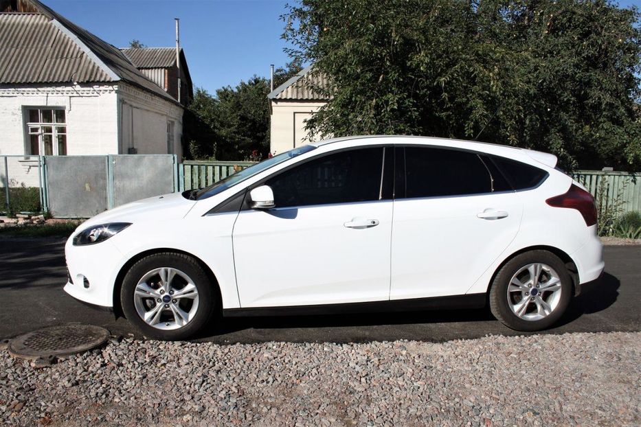 Продам Ford Focus EcoBoost 1,0 L Turbo 2013 года в Киеве