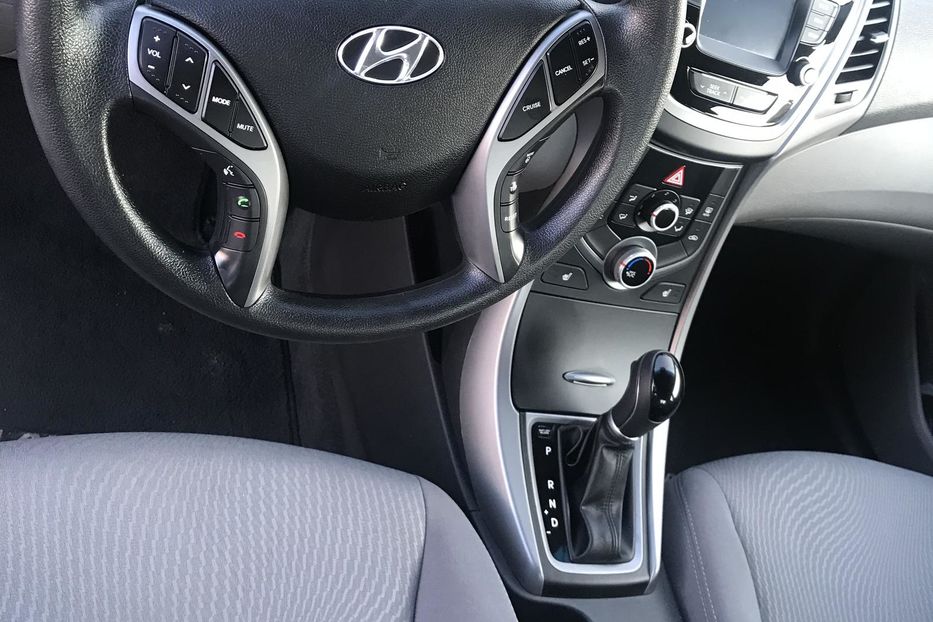 Продам Hyundai Elantra Limited SE  2014 года в Сумах