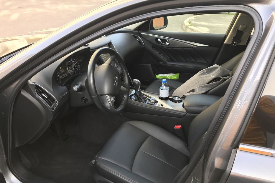 Продам Infiniti Q50  AWD FULL 2016 года в Киеве