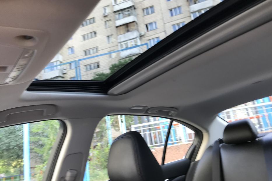 Продам Infiniti Q50  AWD FULL 2016 года в Киеве