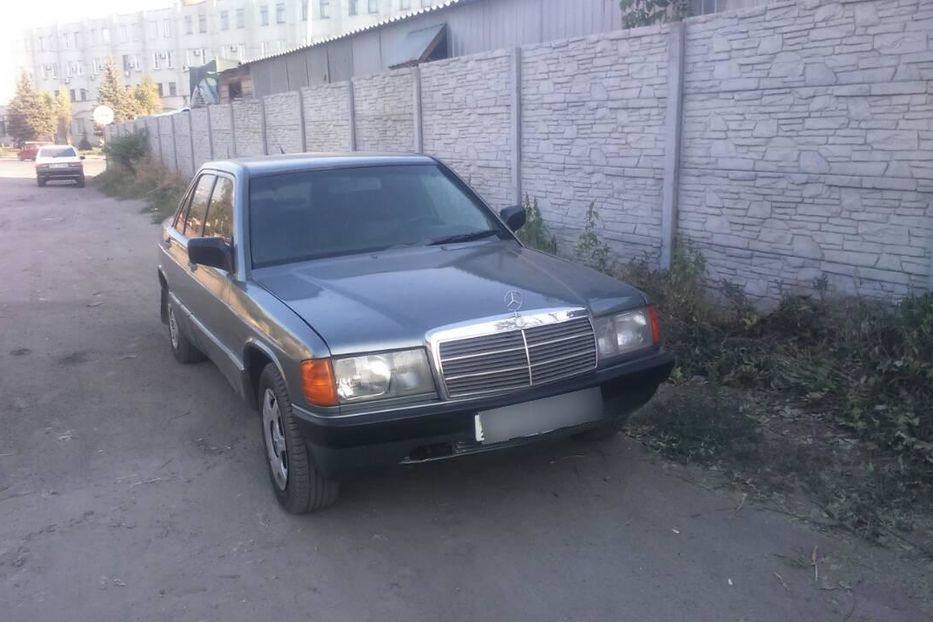 Продам Mercedes-Benz 190 Е 1985 года в г. Мелитополь, Запорожская область