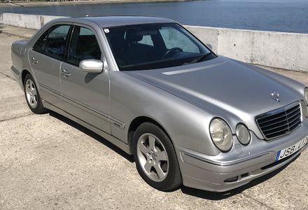Продам Mercedes-Benz E-Class 2001 года в Киеве