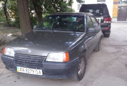 Продам Opel Kadett 1987 года в Киеве