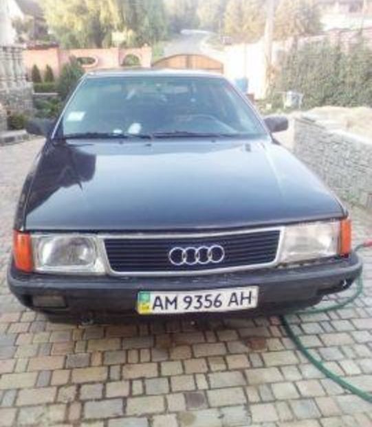 Продам Audi 100 1987 года в г. Радомышль, Житомирская область