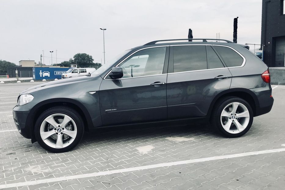 Продам BMW X5 2013 года в Луцке