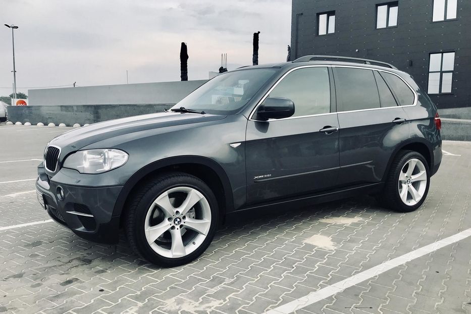 Продам BMW X5 2013 года в Луцке