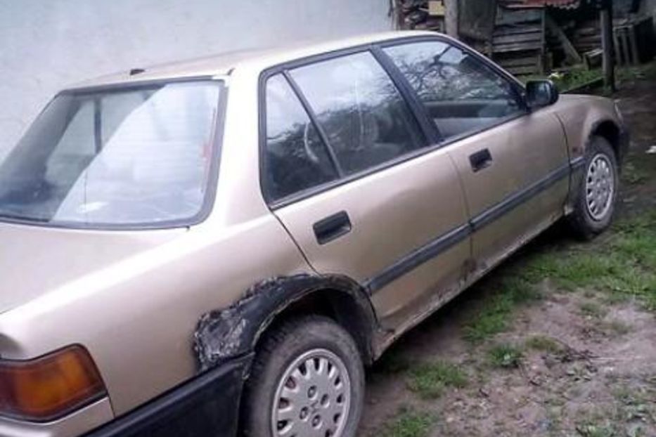 Продам Honda Civic 1988 года в Ивано-Франковске