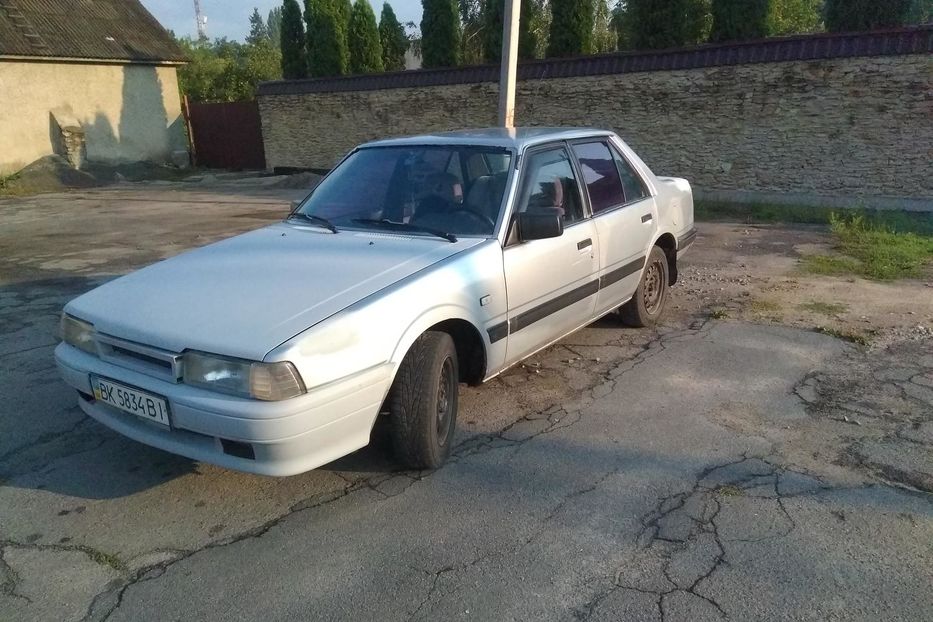 Продам Mazda 626 GC 2.0 1985 года в г. Острог, Ровенская область