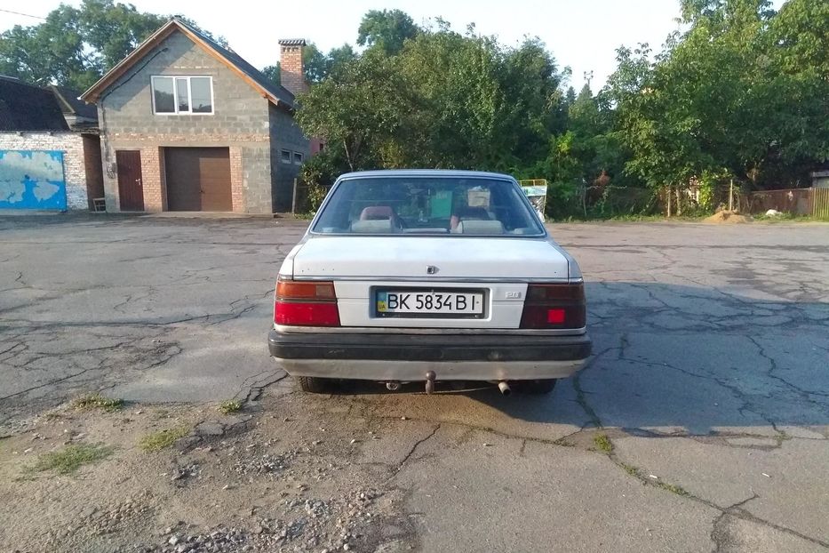 Продам Mazda 626 GC 2.0 1985 года в г. Острог, Ровенская область