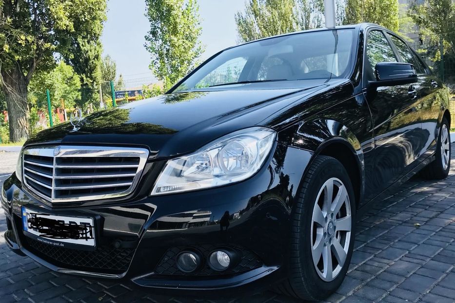 Продам Mercedes-Benz C-Class 2013 года в Одессе