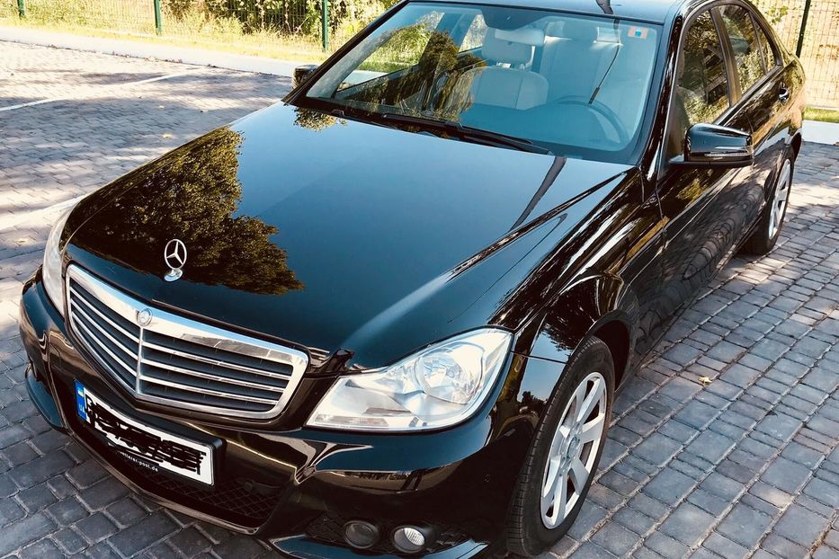 Продам Mercedes-Benz C-Class 2013 года в Одессе