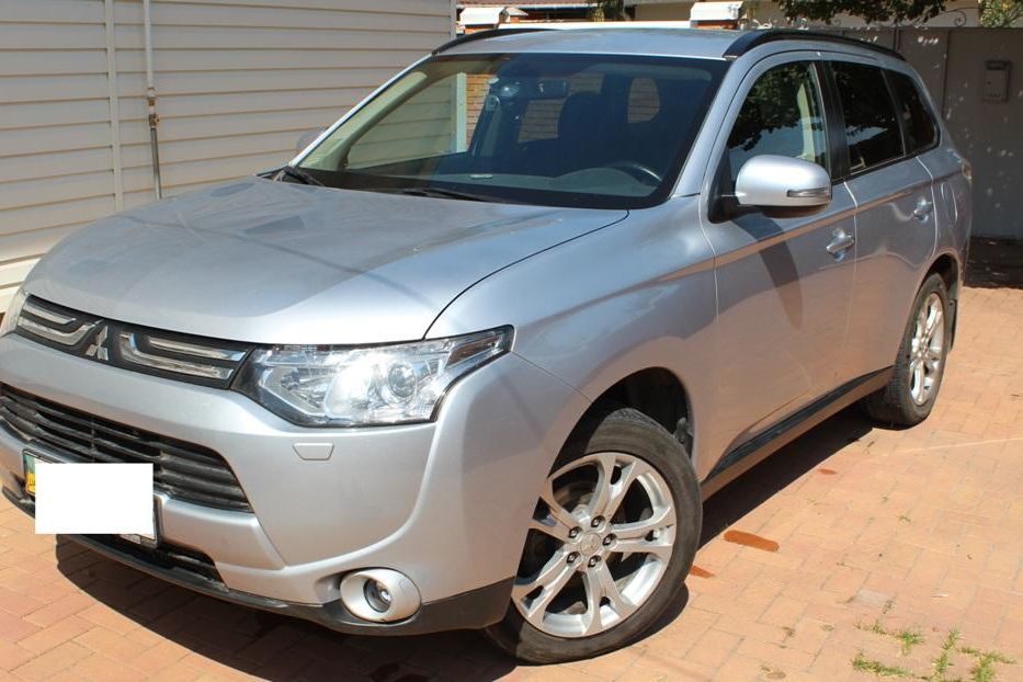 Продам Mitsubishi Outlander XL 2013 года в Кропивницком