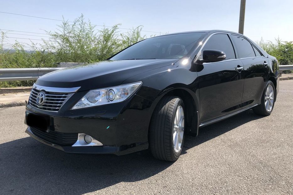 Продам Toyota Camry Premium 2012 года в Днепре