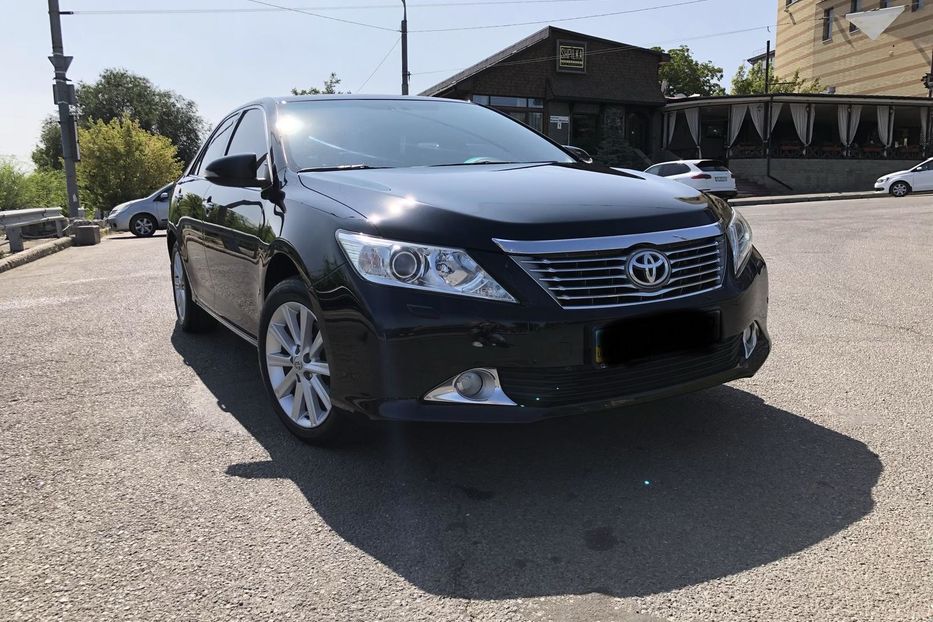 Продам Toyota Camry Premium 2012 года в Днепре