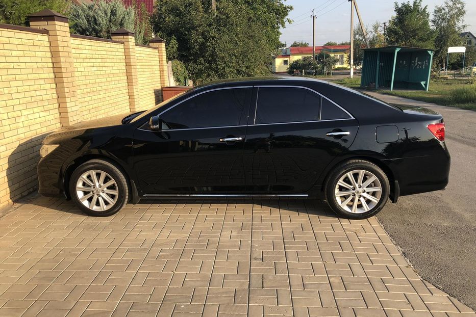 Продам Toyota Camry Premium 2012 года в Днепре