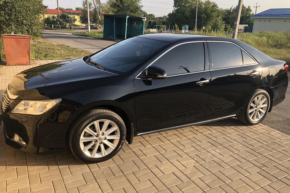 Продам Toyota Camry Premium 2012 года в Днепре