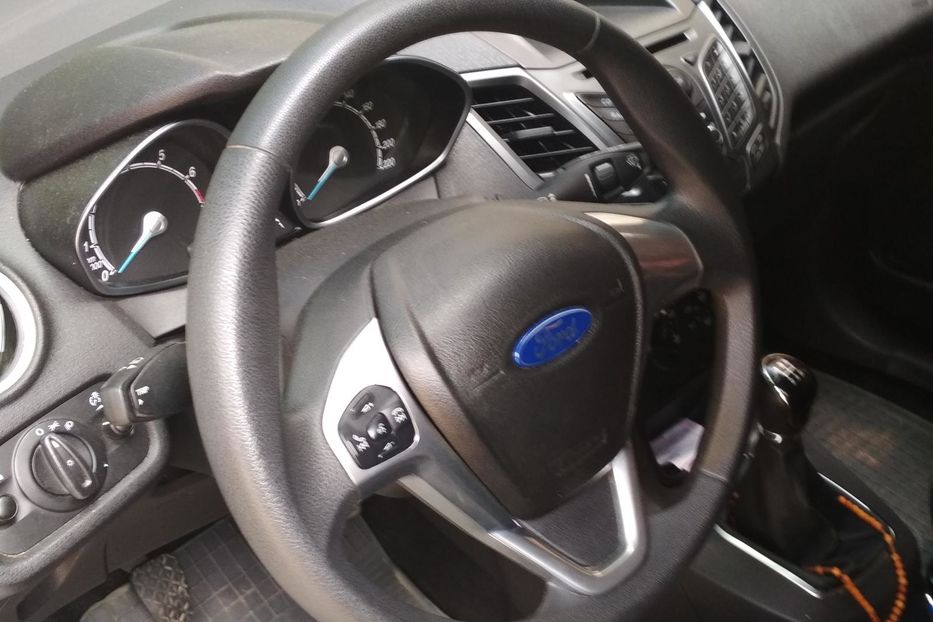 Продам Ford Fiesta Eco Boost 2013 года в Одессе
